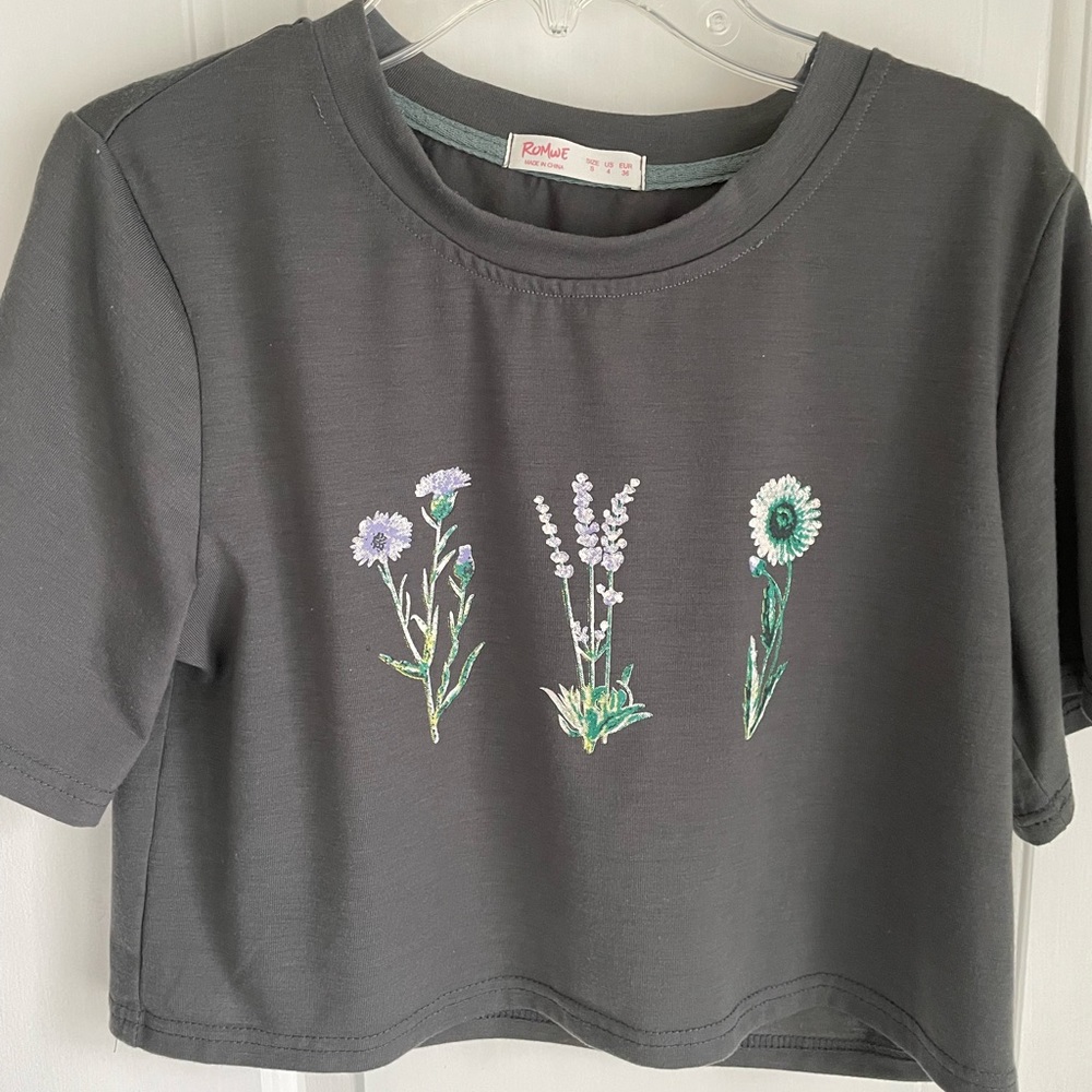 🌻ROMWE🌻Crop